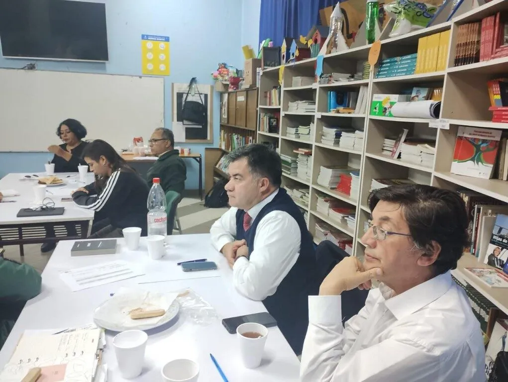 Reunión de equipos directivos EPJA